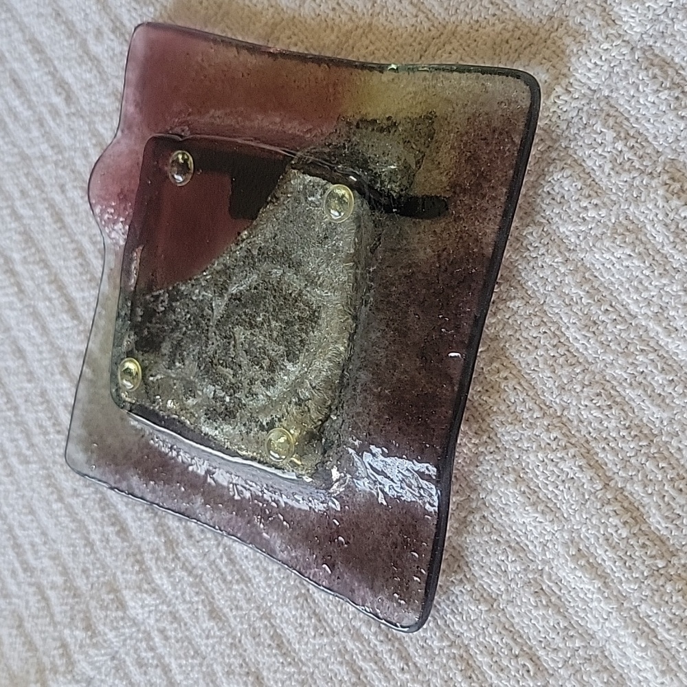 Handmade glass ashtray - Picture 6 of 6